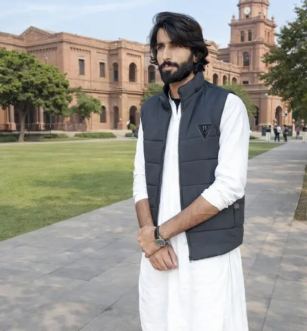 Zubair Qasim — Lead Designer